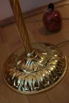 Gold Kaplama Üçlü Küre Modern Metal Lambader - Başlık rengi Mataro Vizon’dur Gold Kaplama Üçlü Küre Modern Metal Lambader - Başlık rengi Mataro Vizon’dur