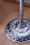 Krom Kaplama Üçlü Küre Modern Metal Lambader - Başlık rengi Siyah’tır. Krom Kaplama Üçlü Küre Modern Metal Lambader - Başlık rengi Siyah’tır.