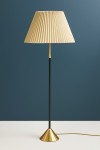 Luxora Modern Finlin Şapkalı Metal Lambader - Krem Plise / Eskitme Mat Gold Taban Luxora Modern Finlin Şapkalı Metal Lambader - Krem Plise / Eskitme Mat Gold Taban