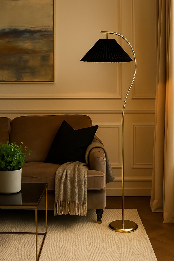 MontanaX Siyah Şapkalı Gold Lambader – Modern Metal Gövde, Lüks Salon Aydınlatması